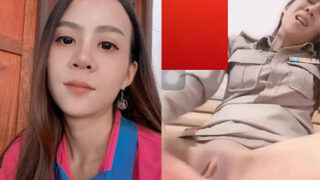 ครูคนสวย จับดิลโด้ กระแทกหีรัวๆ หีเนียนสวยน่าเย็ดสุดๆ คาชุดครู